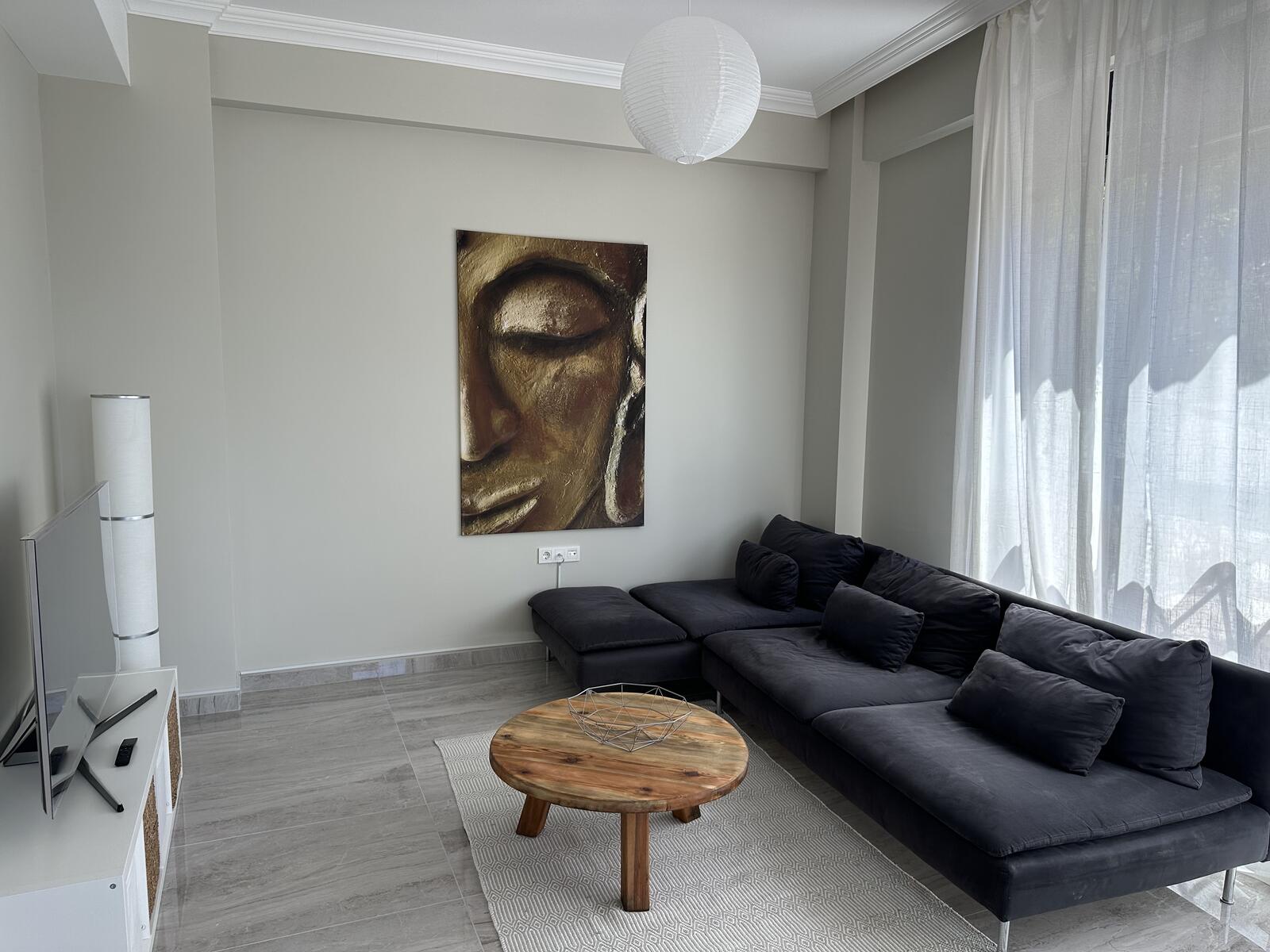 Deniz manzaralı yemek odası